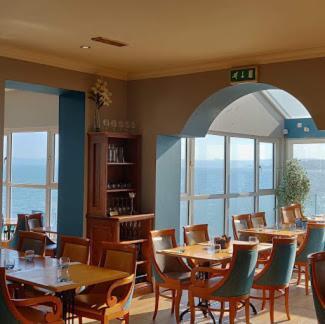 Watersedge Hotel Ков Екстер'єр фото